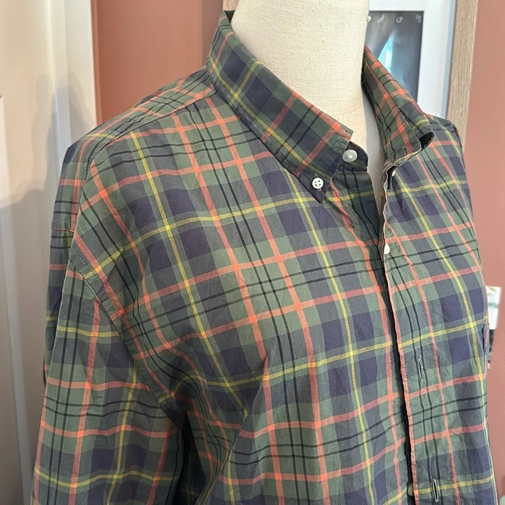 J.Crew Men’s plaid green blue 100’s 2-ply yarns Classic XL button down shirt